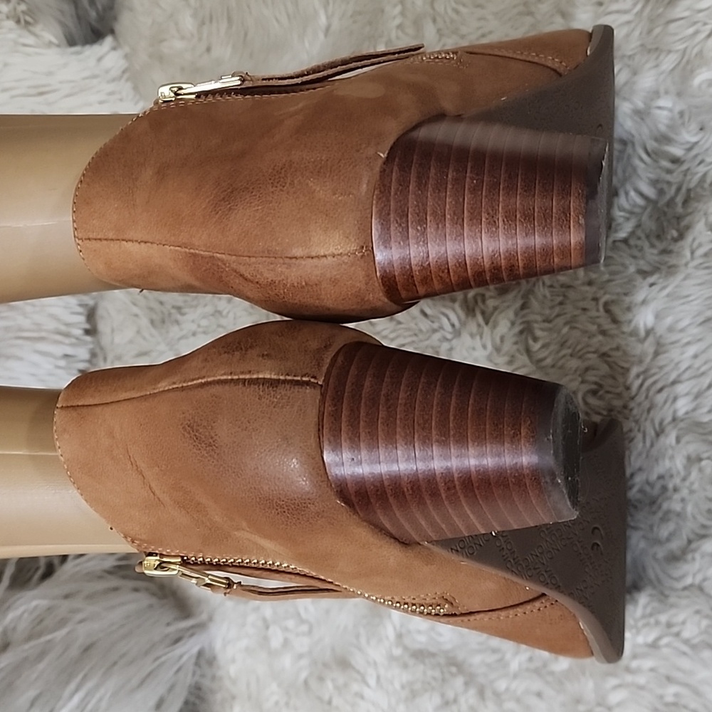 Vionic Ankle Boots - image 5